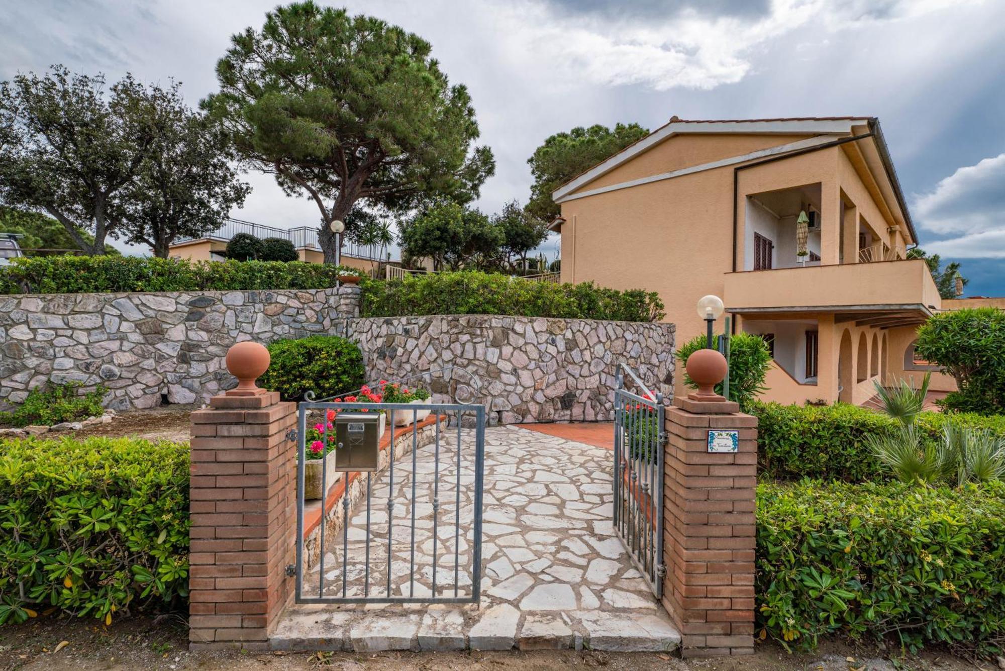 Apartments La Turistica 카폴리베리 외부 사진
